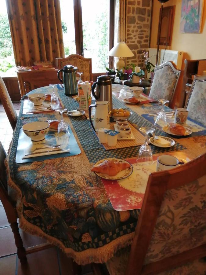 Bed and Breakfast Les Petites Chapelles Saint-Pierre-de-Plesguen Zewnętrze zdjęcie